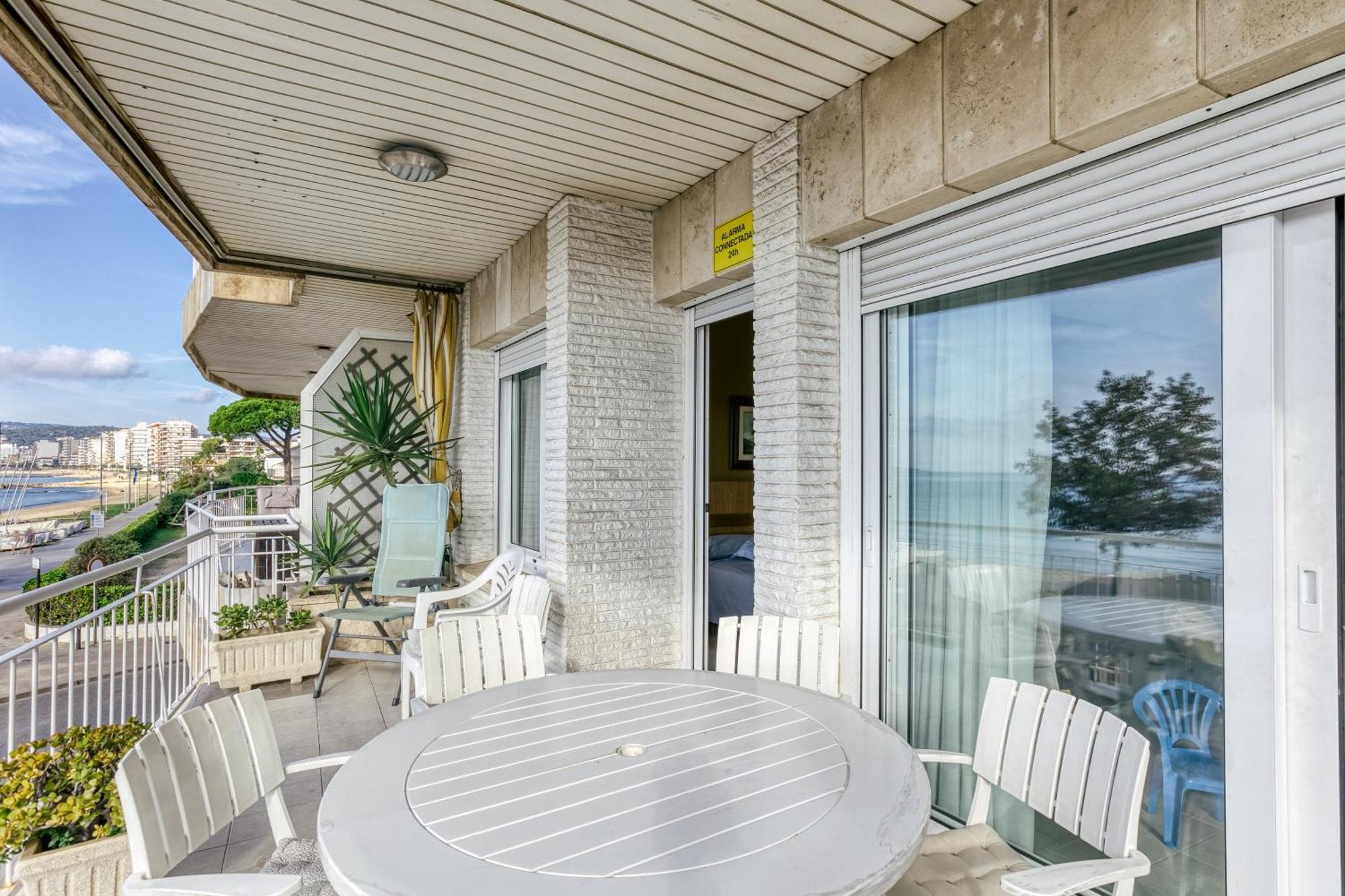 Carrer Del Mar Apartment Palamos Exterior photo